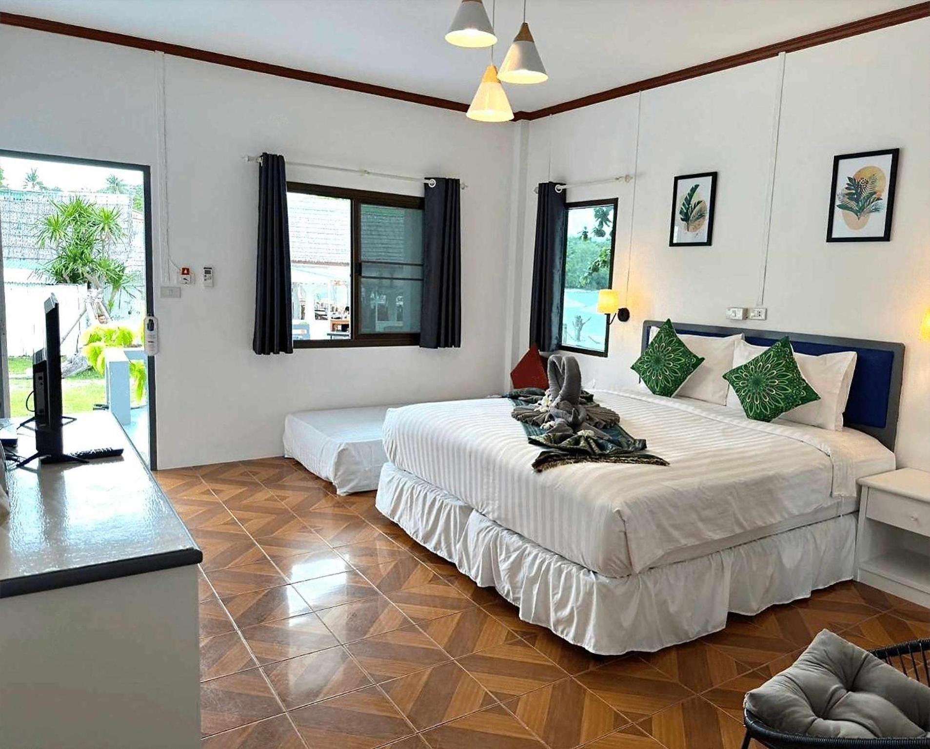 Bay Beach Resort Choeng Mon Buitenkant foto
